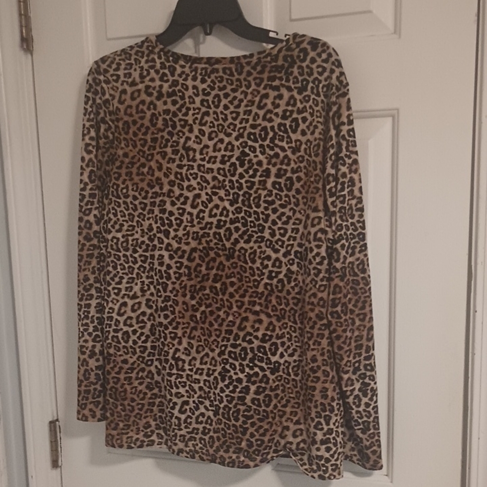Chico's Leopard Print Long Sleeve Top - Picture 6 of 6